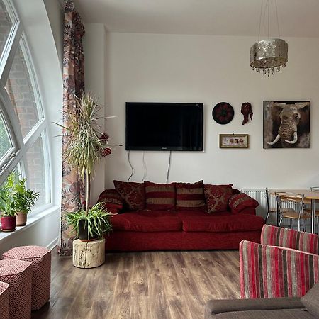 Stunning 2 Bedroom Apartment グラスゴー エクステリア 写真