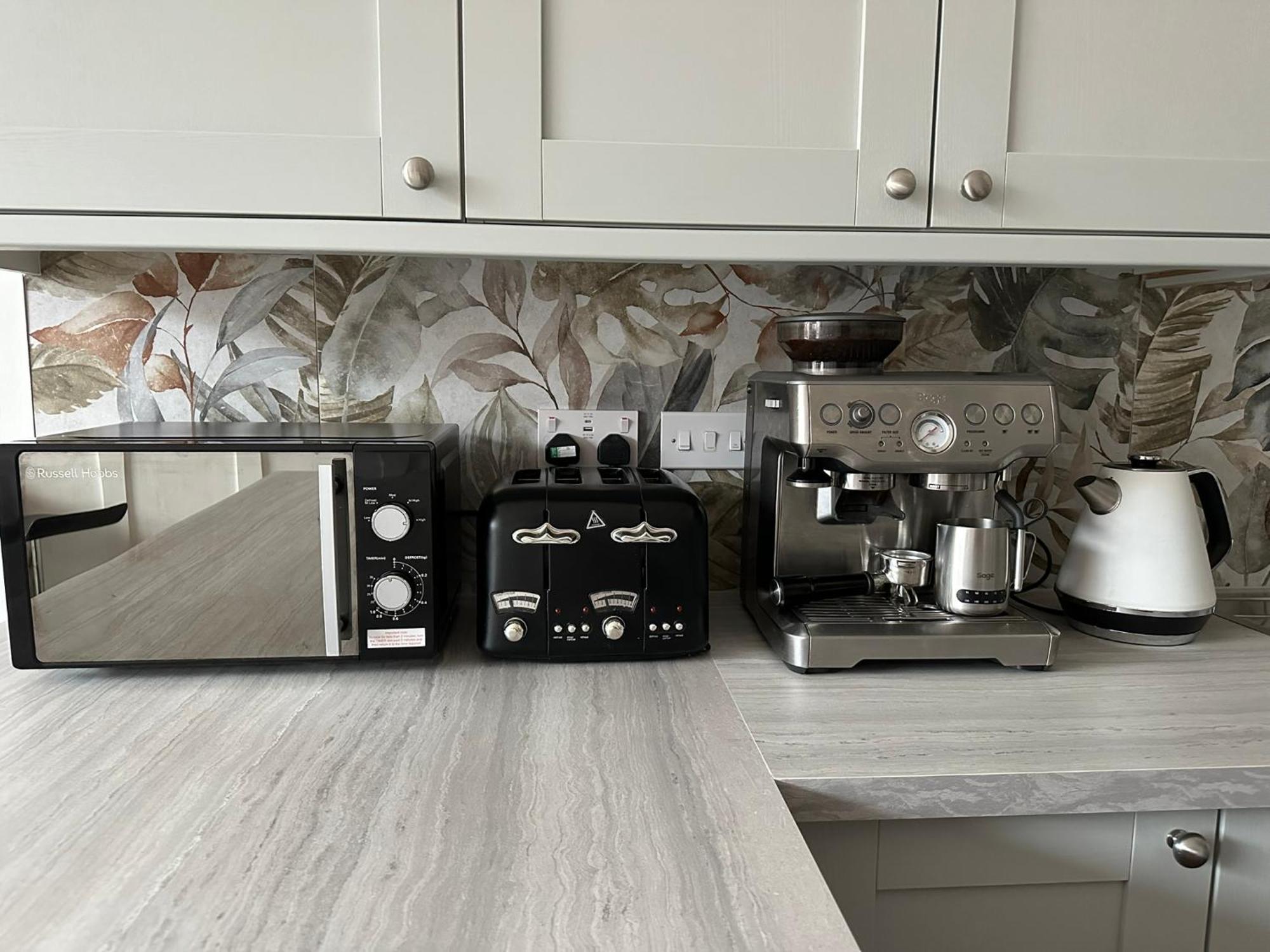 Stunning 2 Bedroom Apartment グラスゴー エクステリア 写真