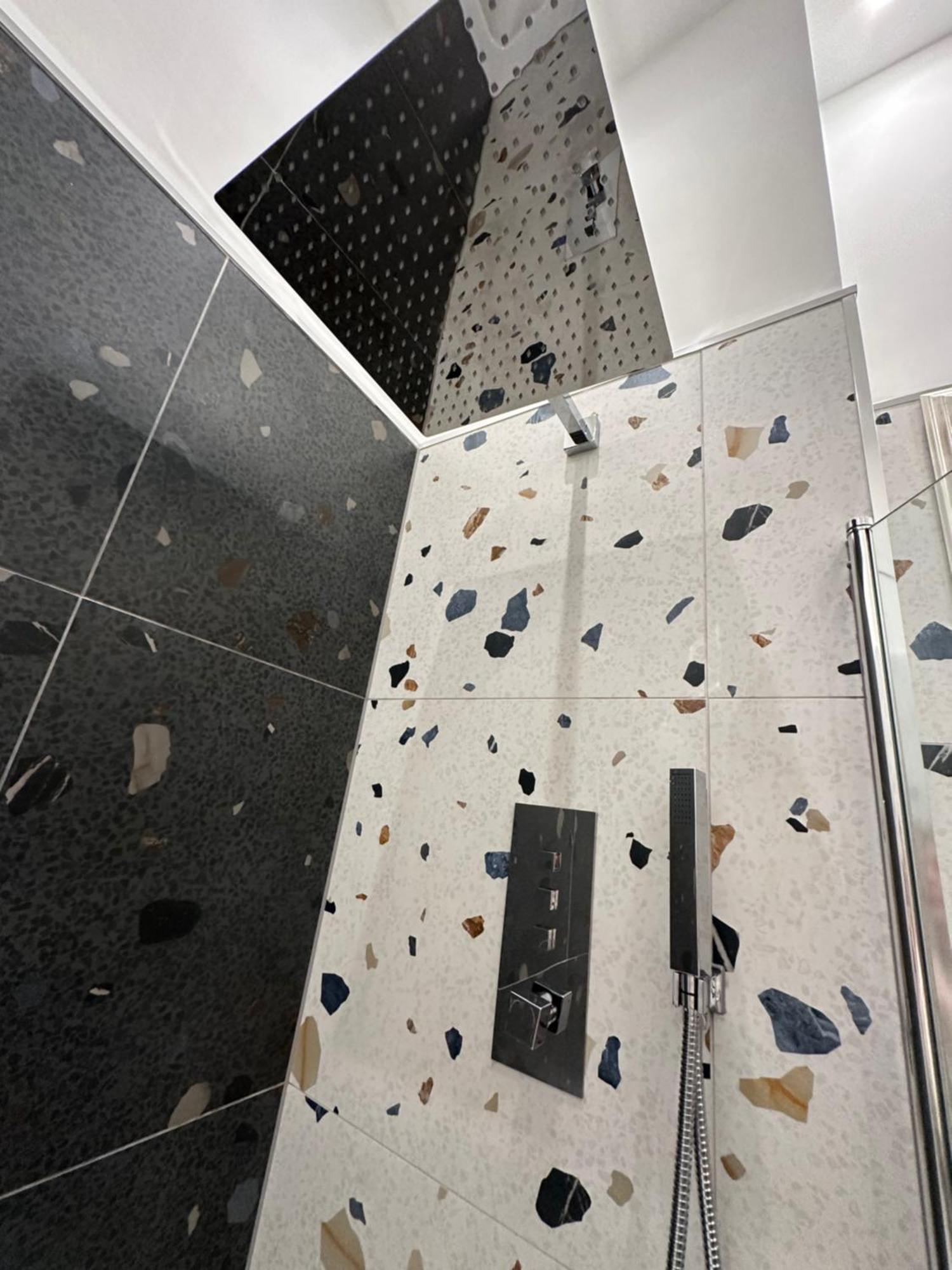 Stunning 2 Bedroom Apartment グラスゴー エクステリア 写真